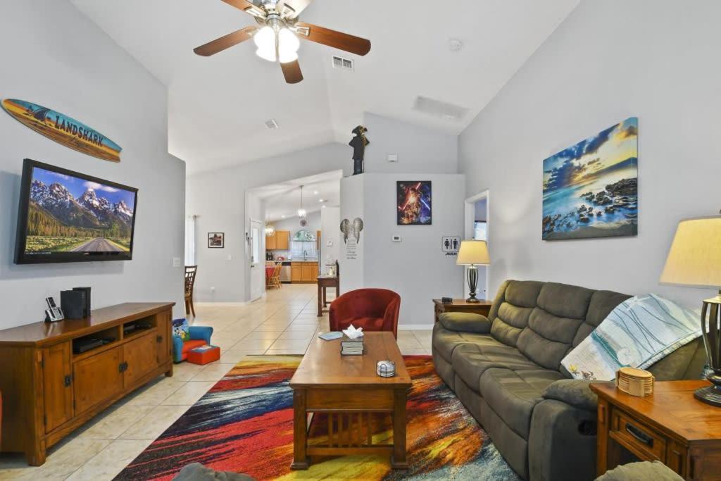 Themed 4br House Pool Game 10 Min Holiday home Orlando